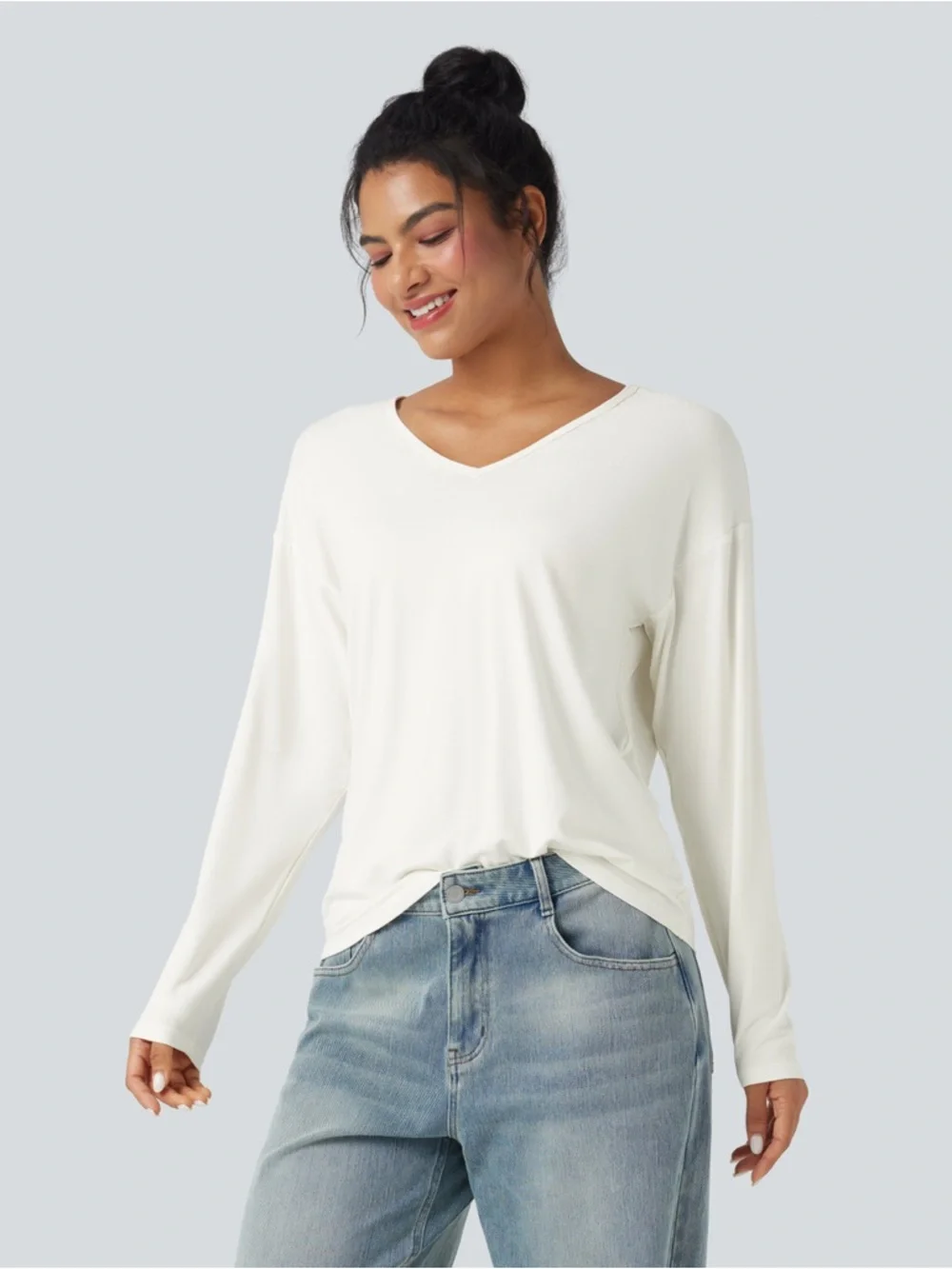 Halara V-Neck Long Sleeve Casual Top White Small NWT Soft Stretch Basic - Picture 4 of 7